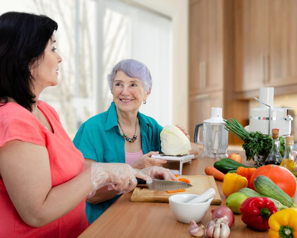 Senior Home Care Del Mar, CA - Senior Home Care Makes Meals And Shopping Easy For Seniors