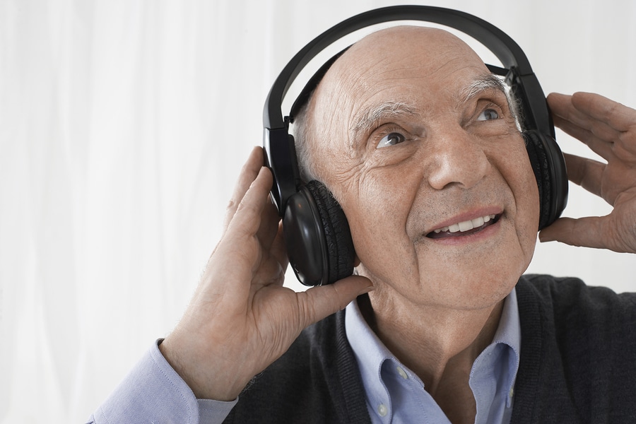 Alzheimer’s Home Care San Diego, CA - How Alzheimer’s Care Uses Familiar Songs to Keep Seniors Connected